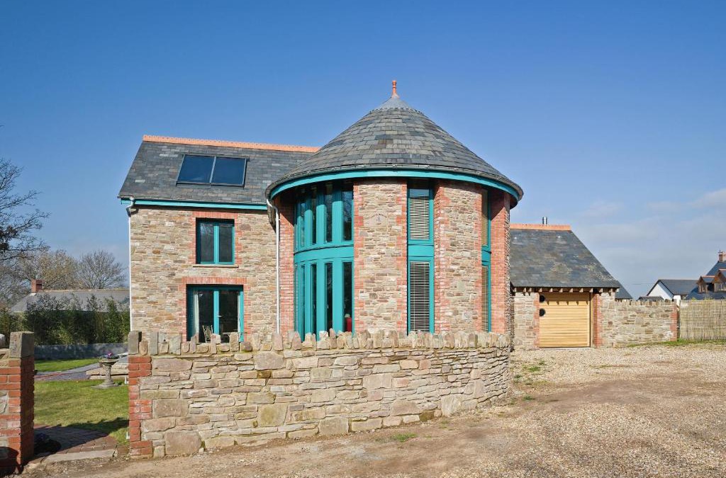 Glasbury House | Glas-Y-Dorlan