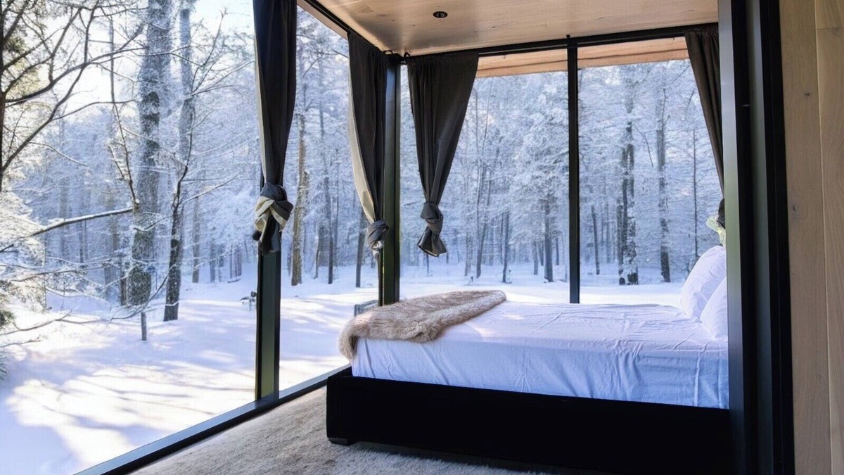 Windham Condo | GLASS MIRROR CABIN - HAUS WINDHAM