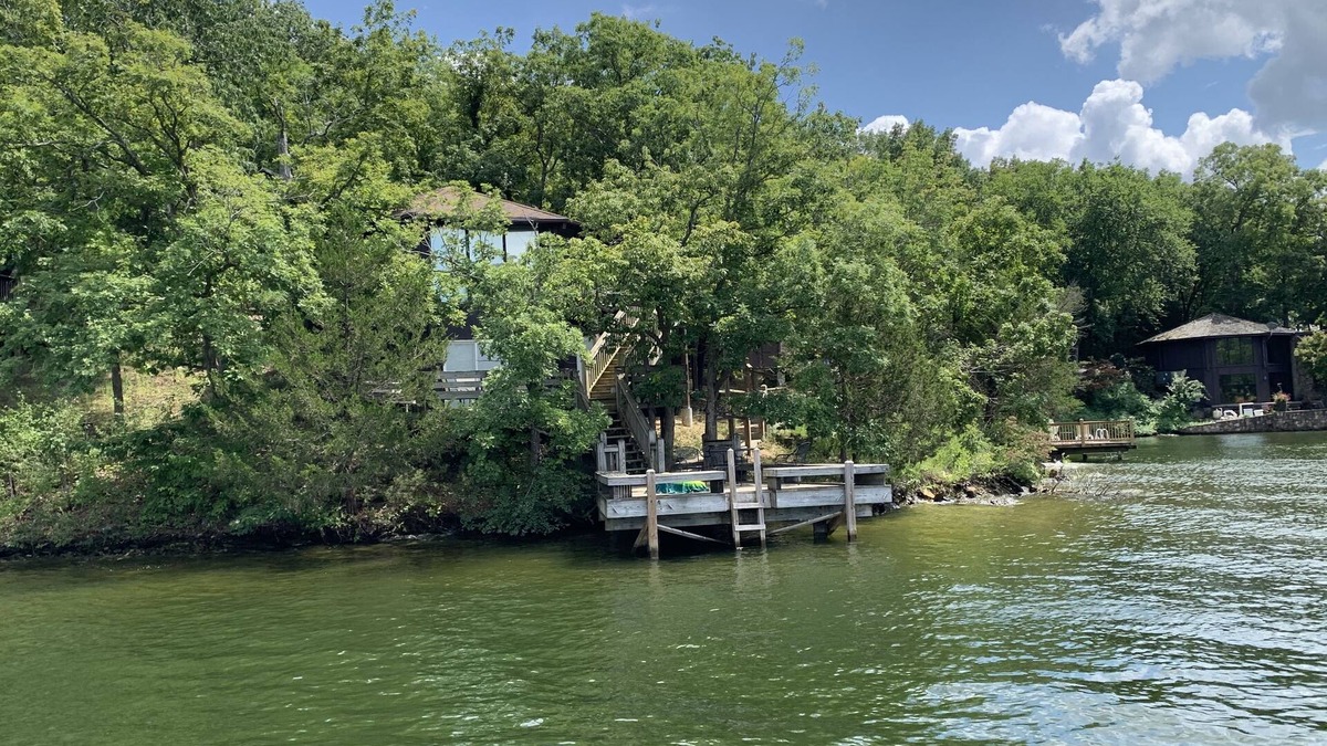 Village of Four Seasons Villa | Glass Octagon 25Waterfront Villa