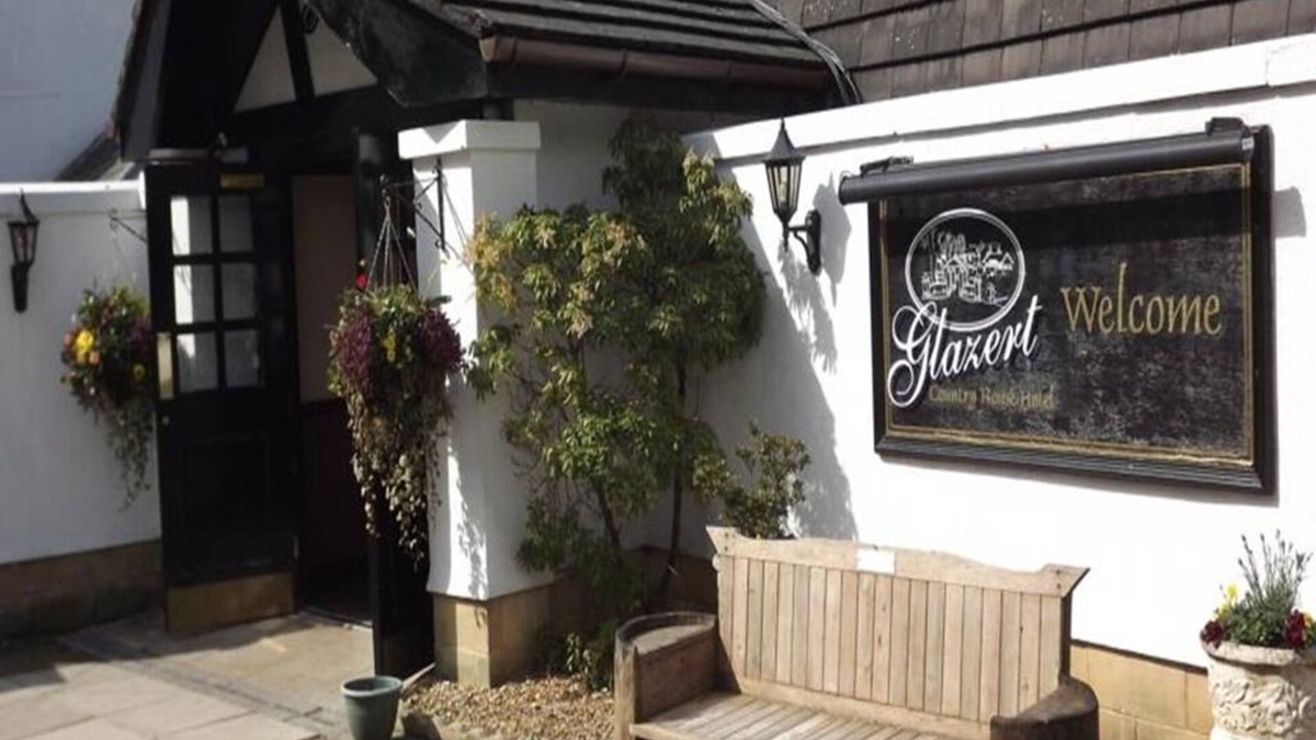 Lennoxtown Hotel | Glazert Country House Hotel