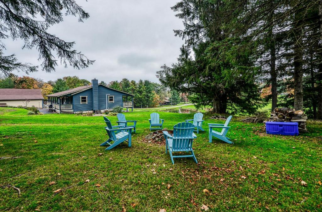 McHenry House | Gleanings Pond
