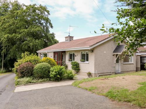 Newry House | Glebe Farm Cottage