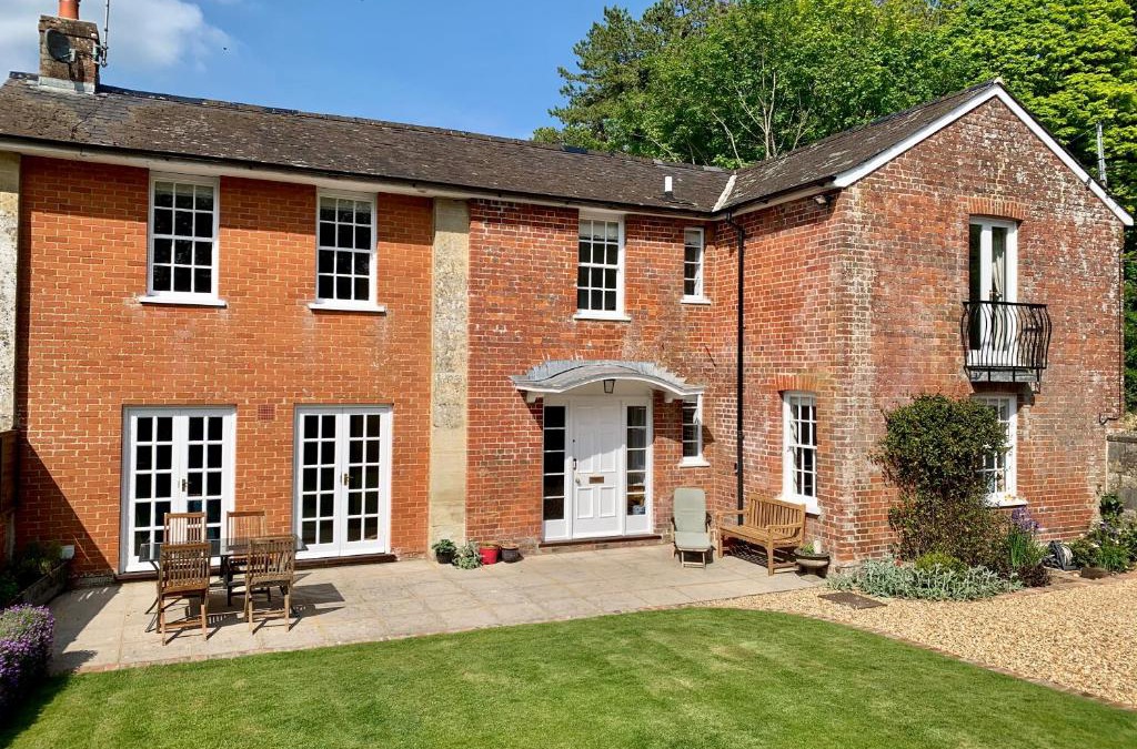 Barford St Martin House | Glebe House