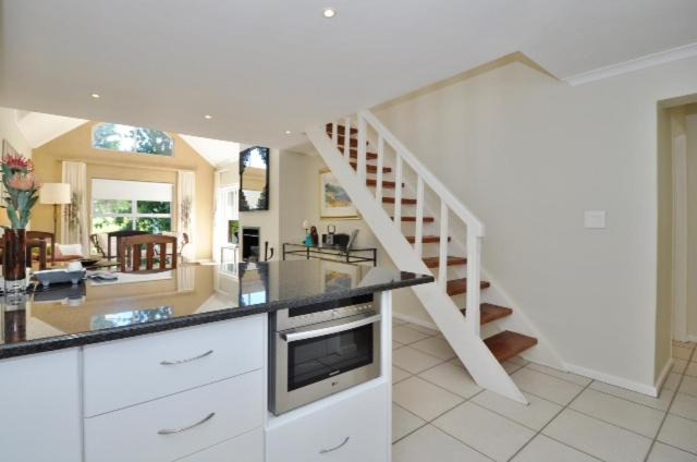 Elgin Apartment | Glen Abbey Apartments On The Erinvale Golf And Country Estate