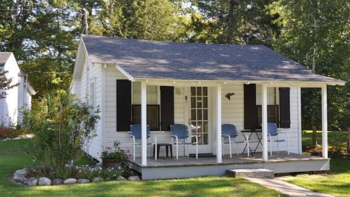 Lake George Cottage | Glen Cottage at Cozy Nook