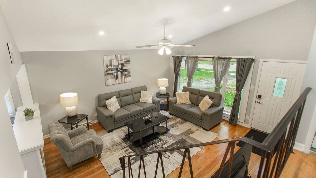 Glen Ellyn House | Glen Ellyn Rental
