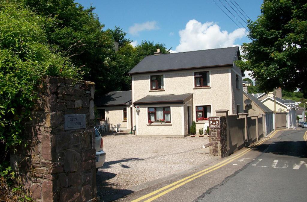 Youghal Bed & Breakfast | Glen House Room Only Accommodation