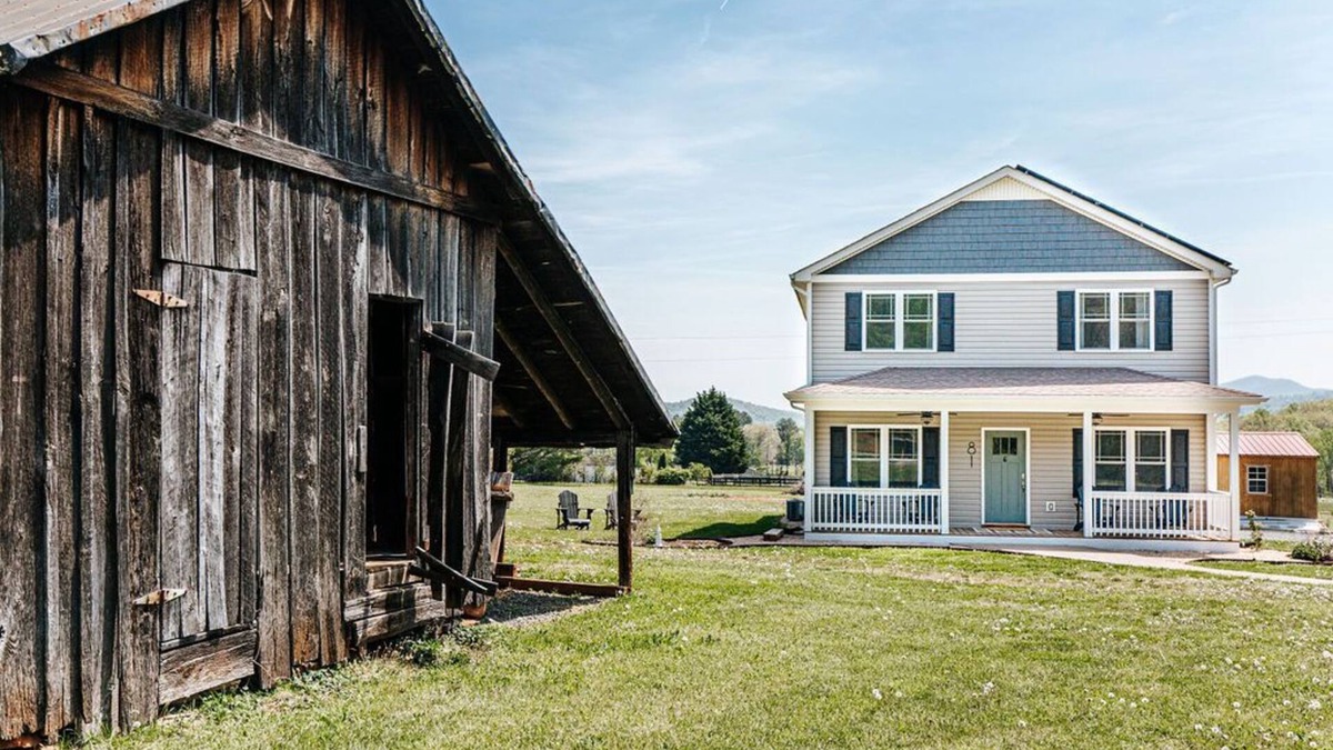 Afton House | Glenbrae- Luxury 5br Farmhouse, Mountain Views, just off 151
