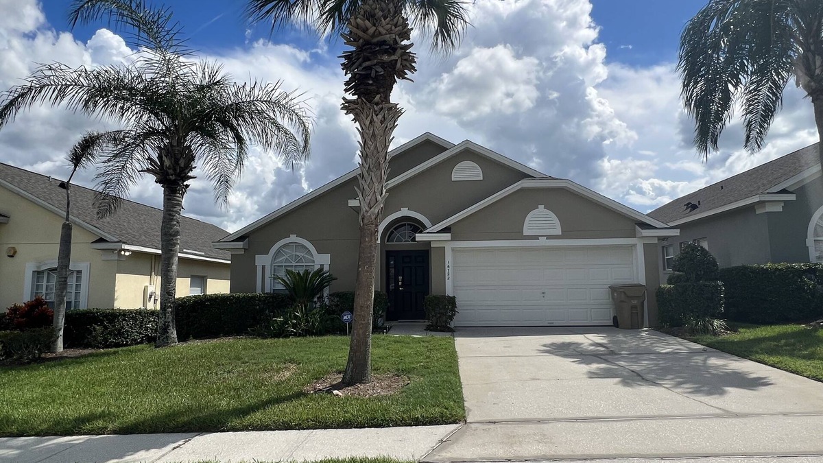 Four Corners Villa | Glenbrook Retreat-Come in as Guests and Leave as Friends