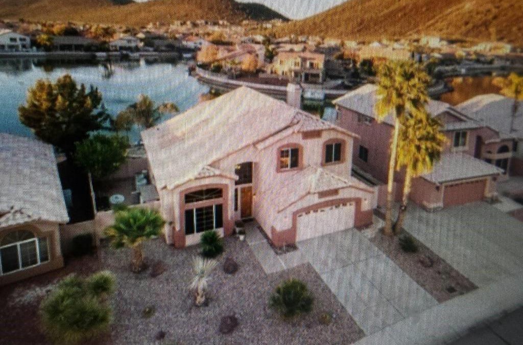 Arrowhead Lakes House | Glendale Arizona Lakeside Property
