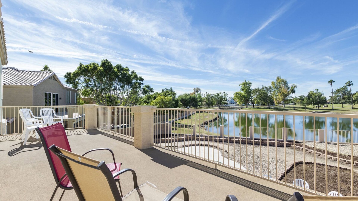 Arrowhead Ranch Villa | Glendale Golf Community Getaway