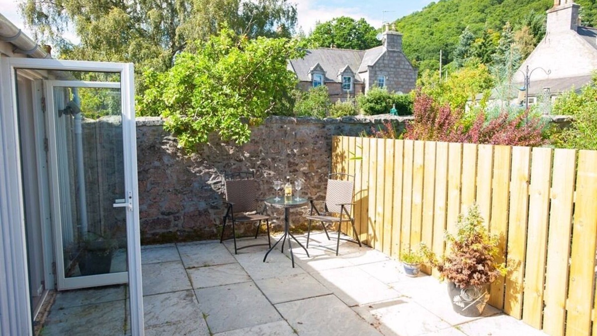 Ballater Apartment | Glenernan Self Catering Cottages