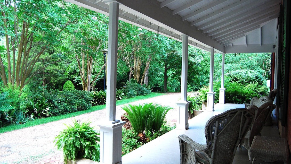 Natchez Bed & Breakfast | Glenfield Plantation Historic B&B
