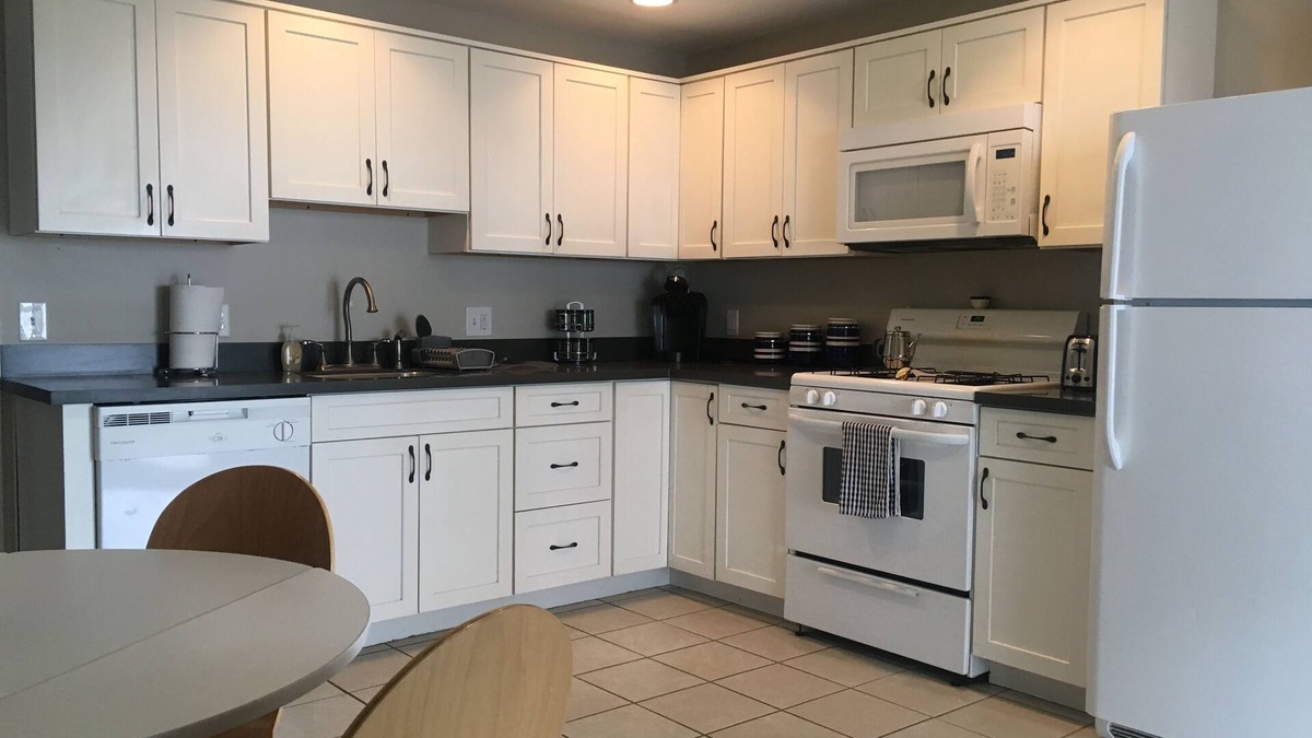 Glenside House | Glenside Farmhouse Apartment