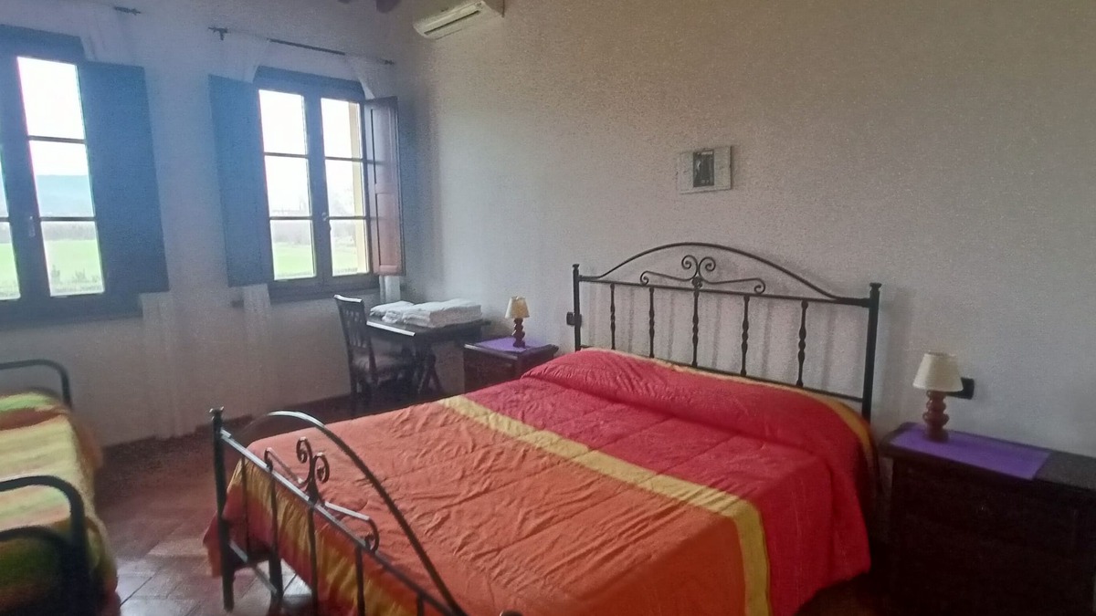 Latignano Apartment | GLICINE apartment, up to 5 Adults NO KIDS ALLOWED