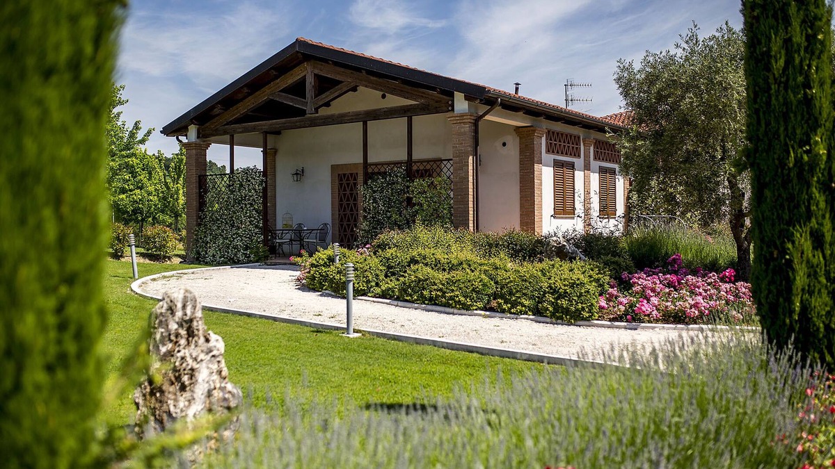 Crocemaroggia Other | Glicine Apartment in Farmhouse with garden and swimming pool