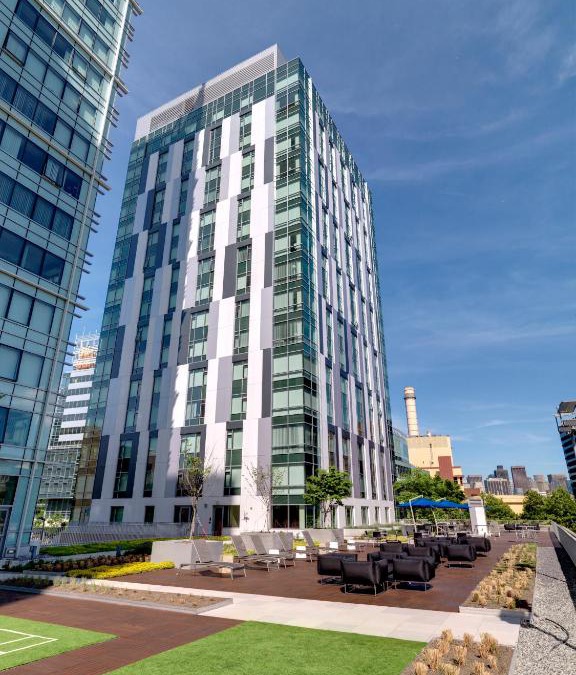 East Cambridge Apartment | Global Luxury Suites at Kendall West