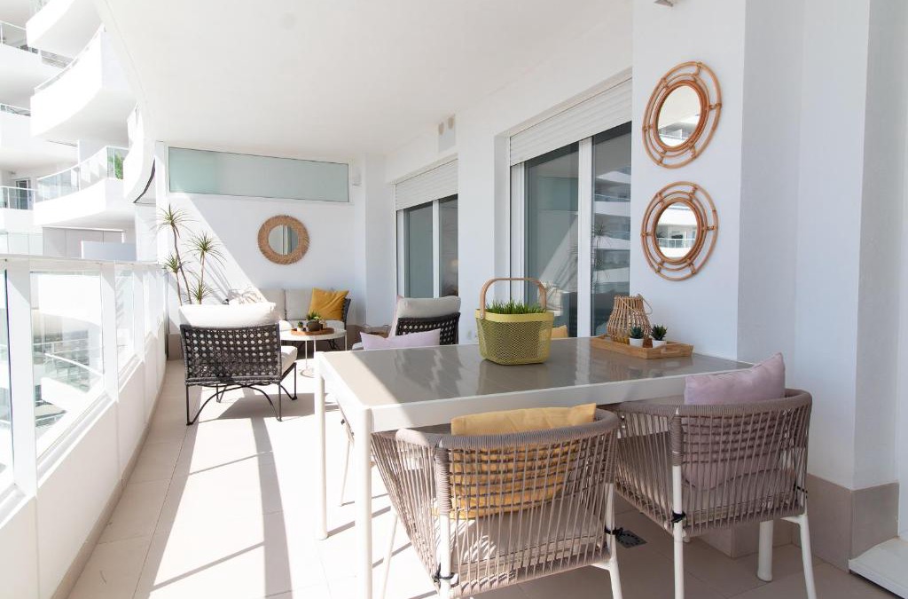 Canet de Berenguer Apartment | Global Properties, Bonito apartamento con terraza en Gran Canet