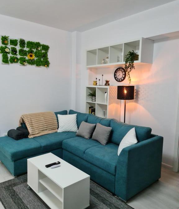 Sector 6 Apartment | Global Residence Lake View