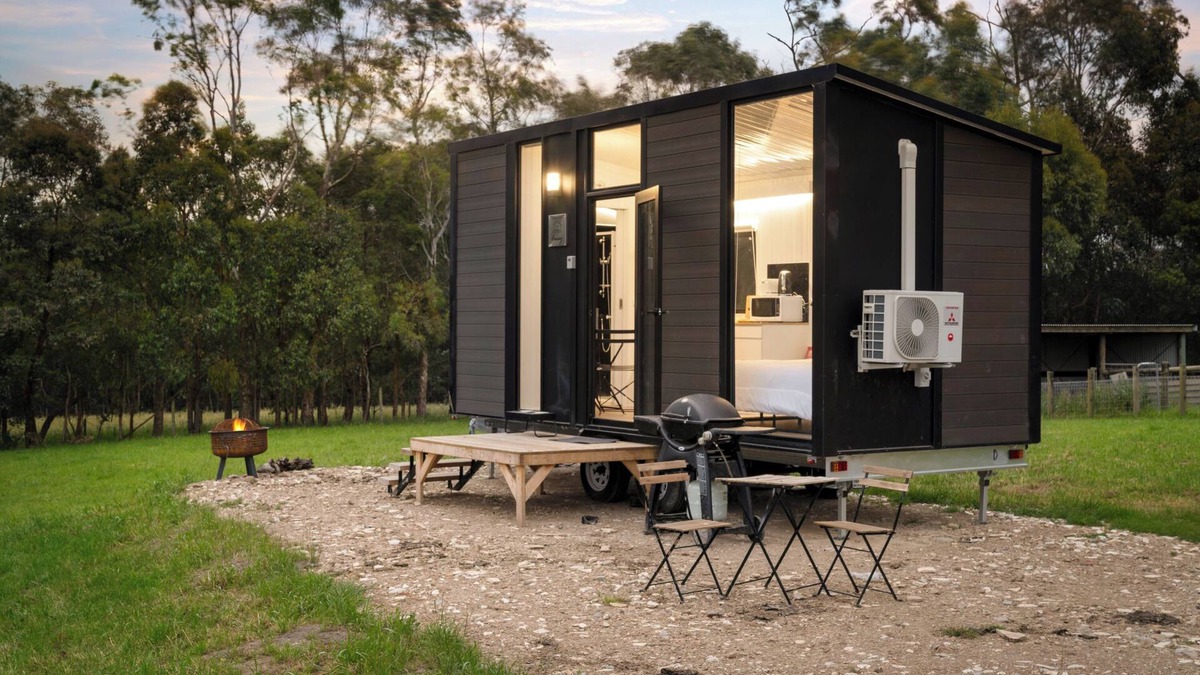 Jindivick House | Glorious Escape by Tiny Away