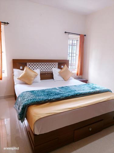 West Mere Apartment | Glory Mist