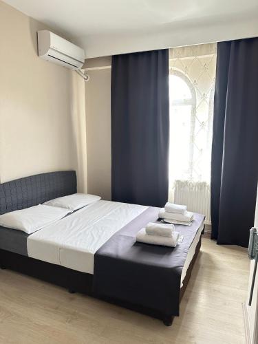 Karesi Hotel | GLR OTEL