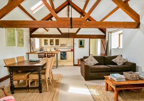 Enstone Apartment | Glyme Flat - Peaceful Country Retreat!