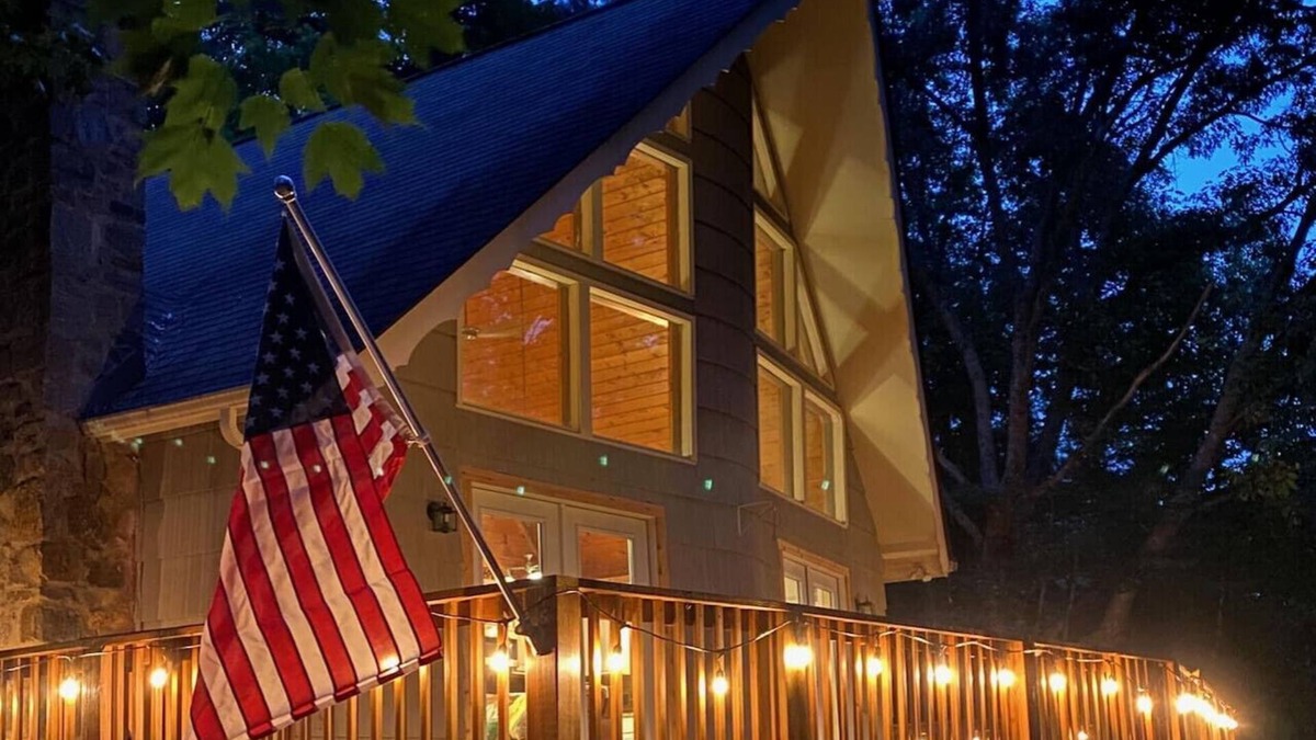 Deep Gap Cabin | Gnome Away From Home*FP*BBQ Grill*Hiking*Pets OK