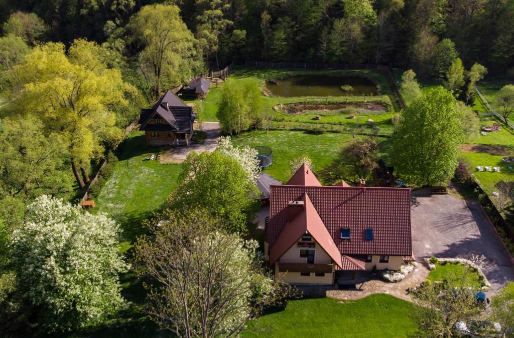 Ustrzyki Dolne House | Gościniec Pod Małym Królem
