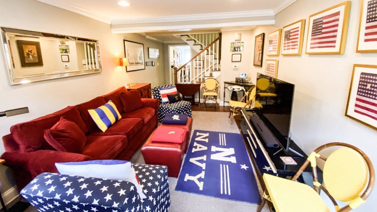 Historic District House | Go Navy! Steps to USNA, City Dock & Street Parking
