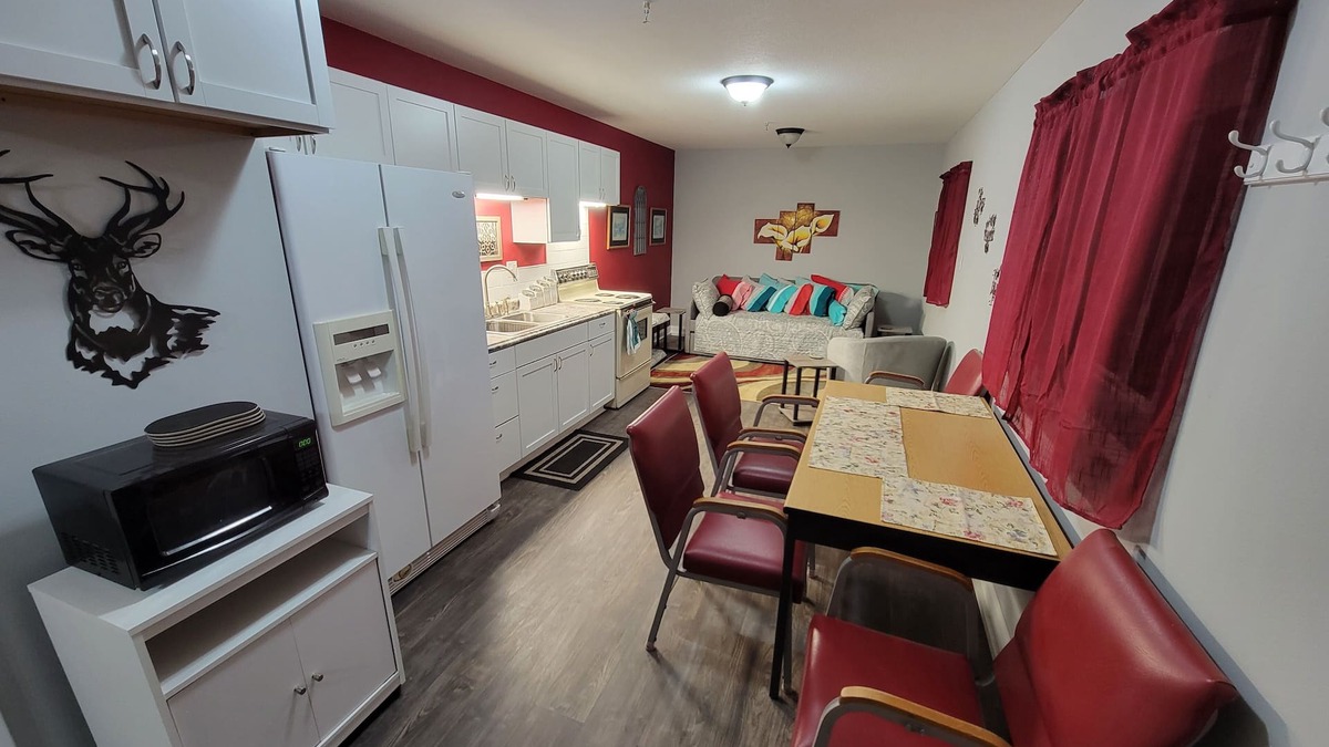 Columbia Apartment | God's Rest Wooded Retreat