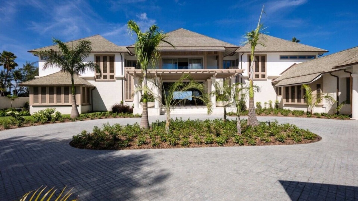 Little Battaleys Villa | Godings Beach House by Fantasia Villas