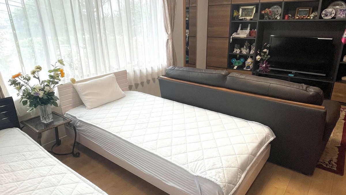 Kohoku Ward House | Gohaku Western-style room - 3 min. from the station. Bedroom is a western style room with a living room