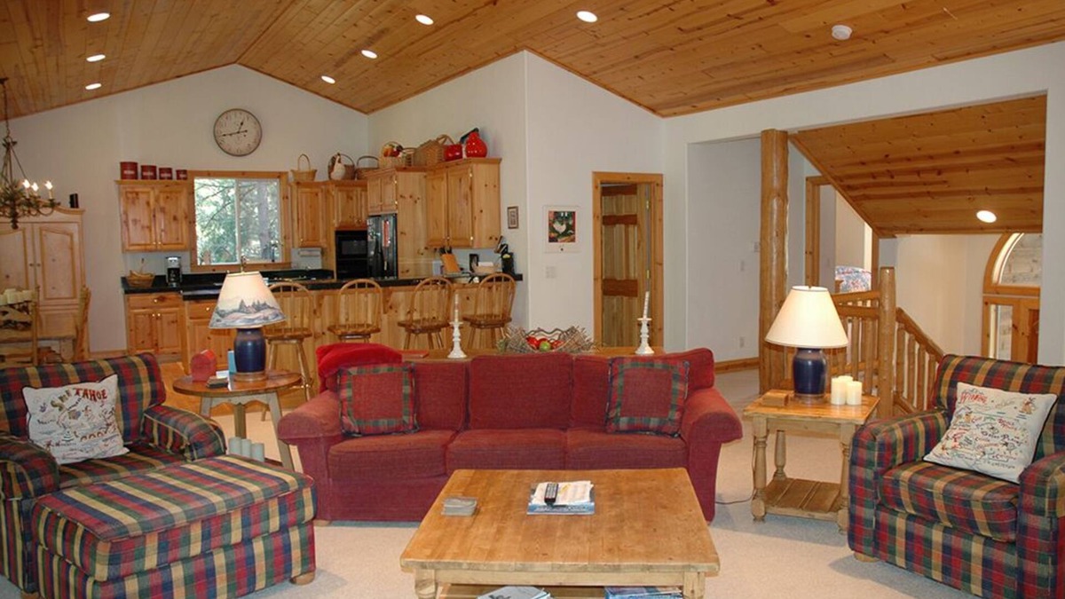 Chamberlands House | Going by Hauserman Rental Group
