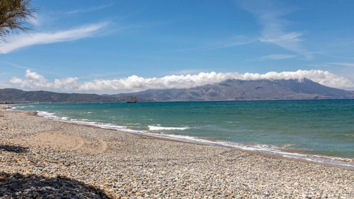 Drapanias House | Gold Crest Home in Drapanias beach, Nopigia