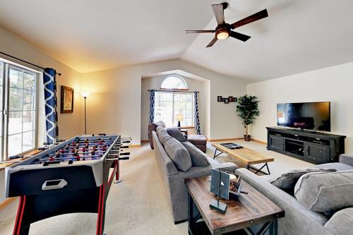 Montgomery Estates House | Gold Dust Escape