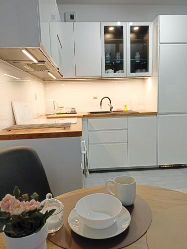 Pruszkow Apartment | Gold Key komfortowe mieszkanie z parkingiem w centrum