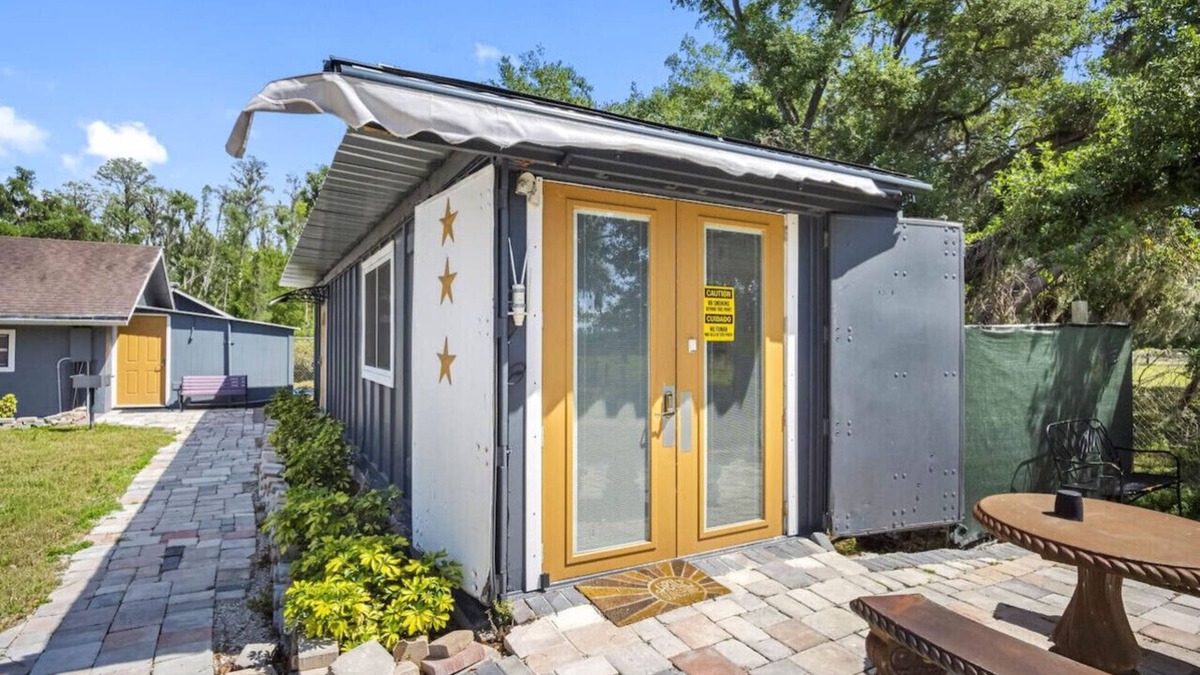 Durant Apartment | Gold Star Escape – Cozy & Quiet Little Retreat