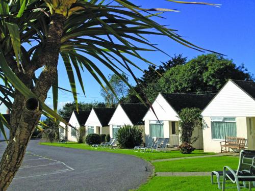 Eype House | Golden Acre Jurassic Coastal Lodges ,Eype