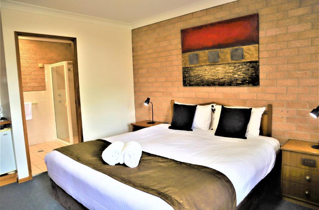 Cowra Hotel | Golden Chain Aalana Motor Inn