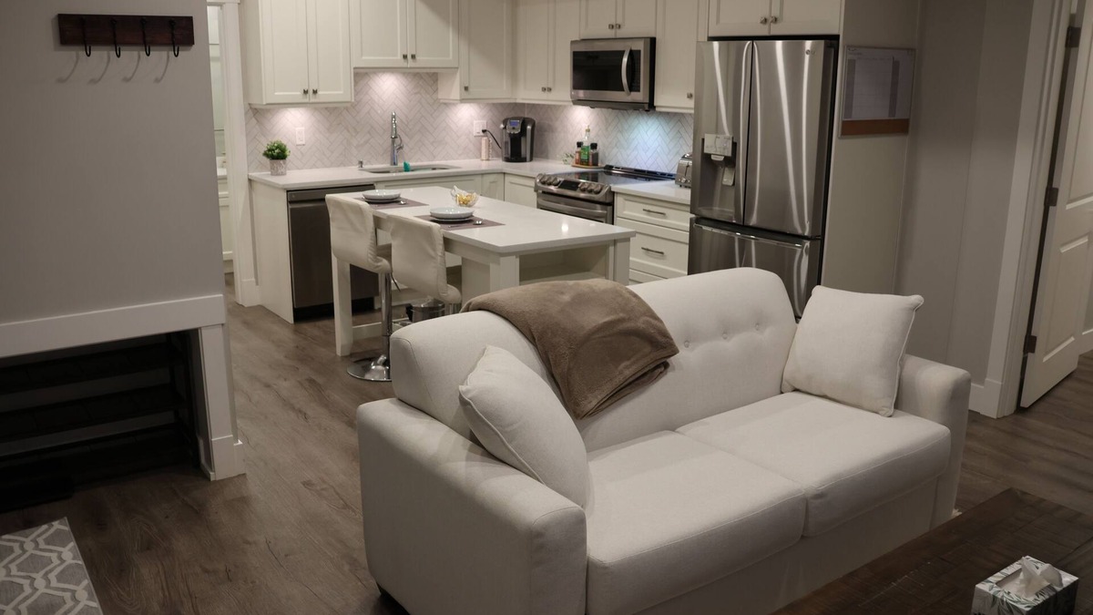 Maple Ridge House | Golden Ears Nature's Delight