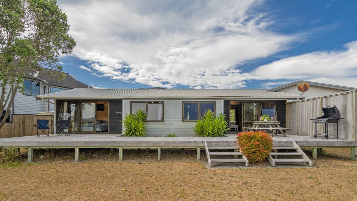 Pauanui Cottage | Golden Holidaze - Pauanui Holiday Home
