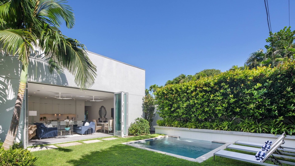 Old Town House | GOLDEN HOUR ~ Upscale 2 BR/2Ba Home w/Pool!