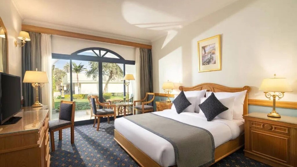 Wadi El Natrun Resort | Golden Hour Views, Pyramids & Resort Comfort in the Heart of Cairo l 2 Rooms