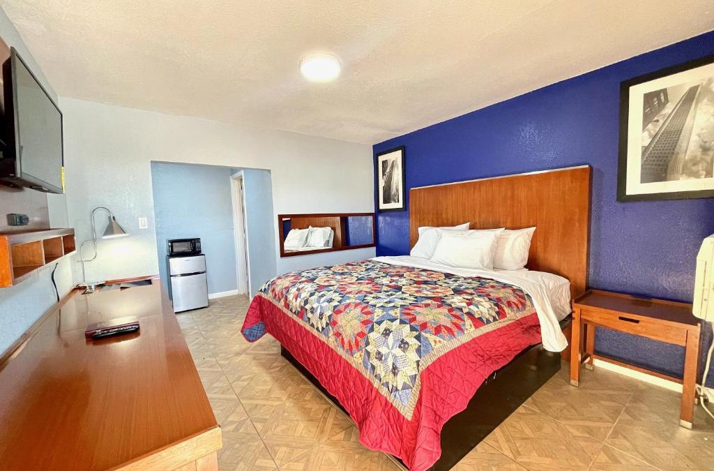 Seagoville Hotel | Golden Inn