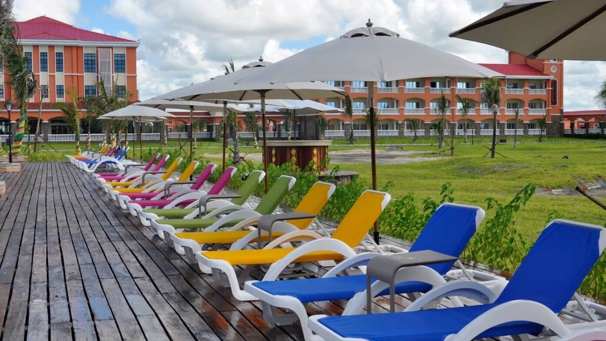 Beira Hotel | Golden Peacock Resort Hotel