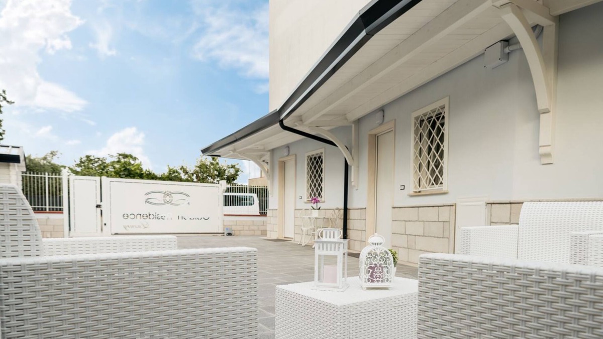 Montano Bed & Breakfast | Golden Residence