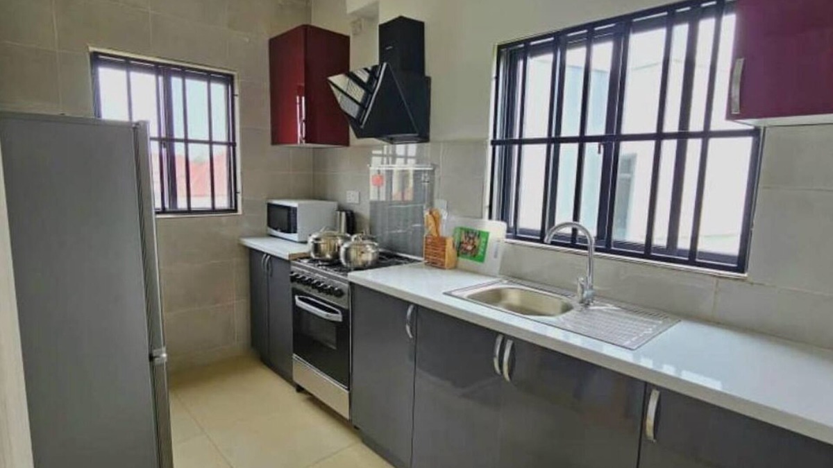 Gunjur House | Golden Sands Villa, 3-bedroom house with WiFi in Gunjur