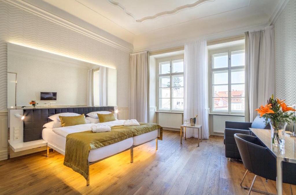 Hradcany Hotel | Golden Star