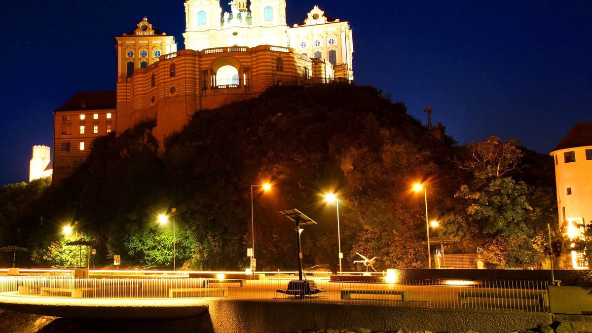 Melk Apartment | GOLDEN STAR - Premium Apartments